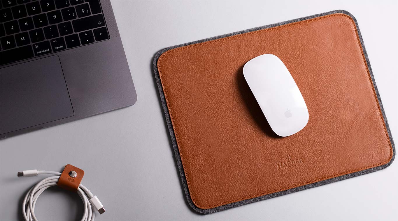 Leather mouse pad 
