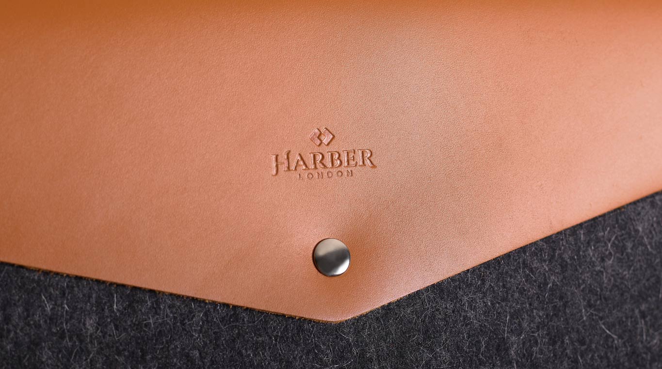 Envelope leather sleeve case
