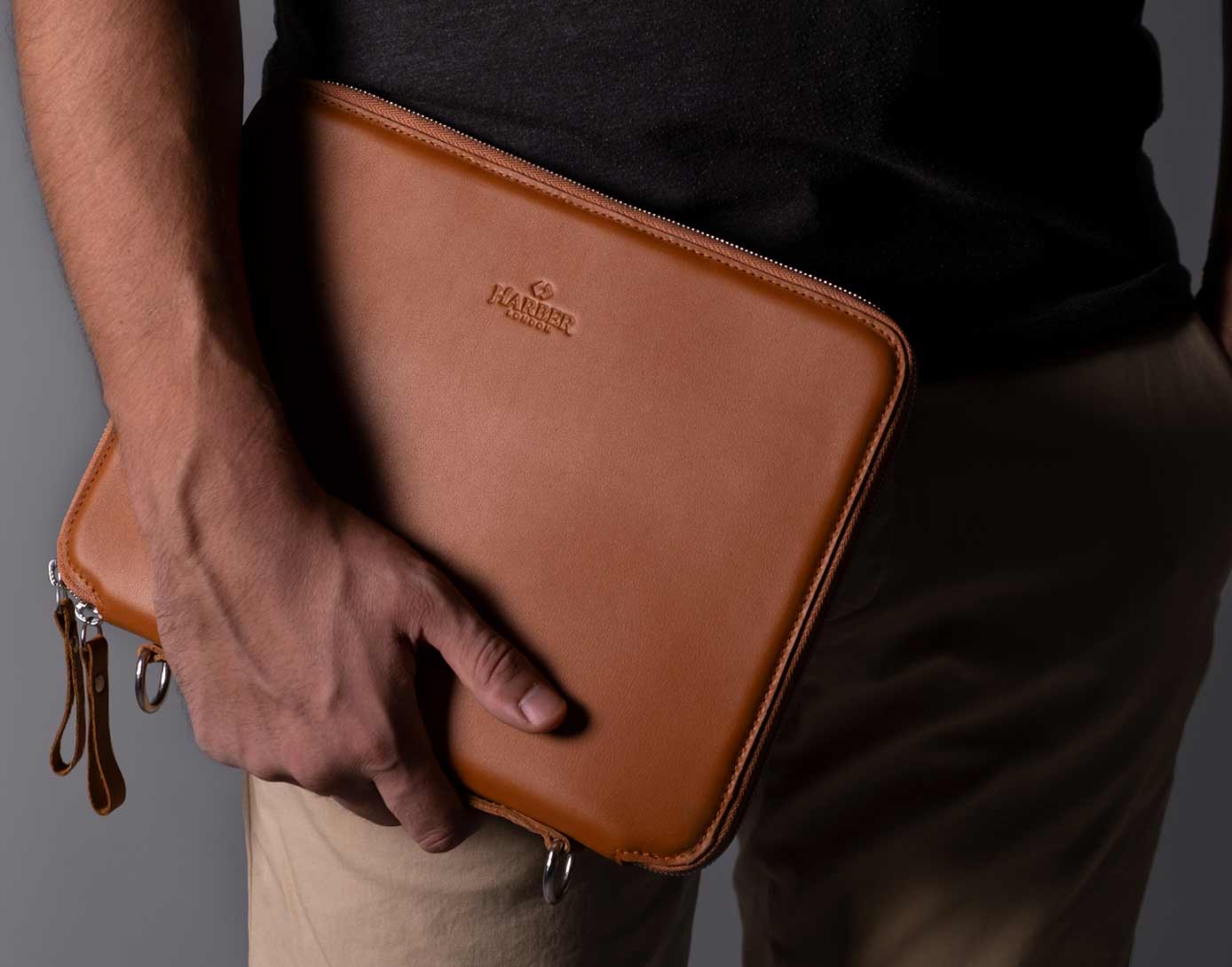 Leather tech organiser