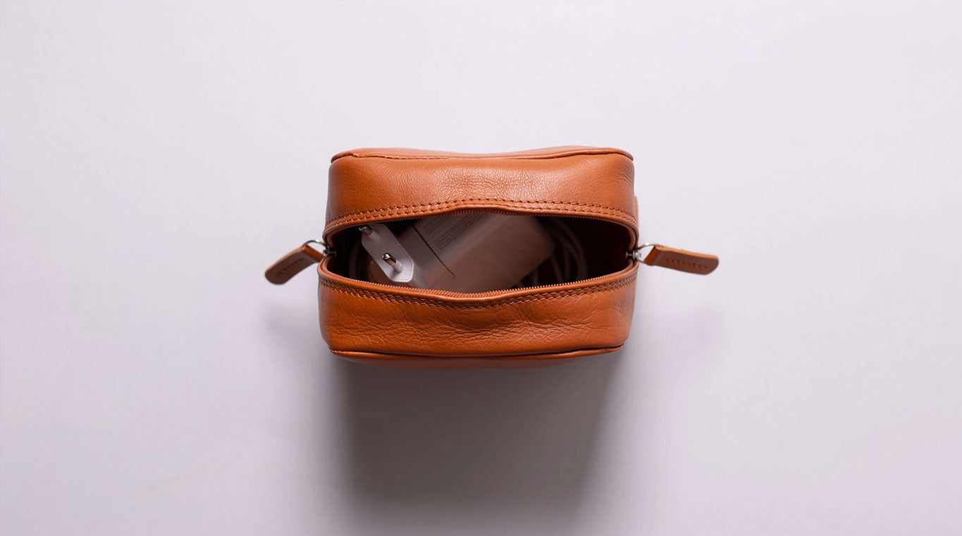 Magnetic inner leather pouches