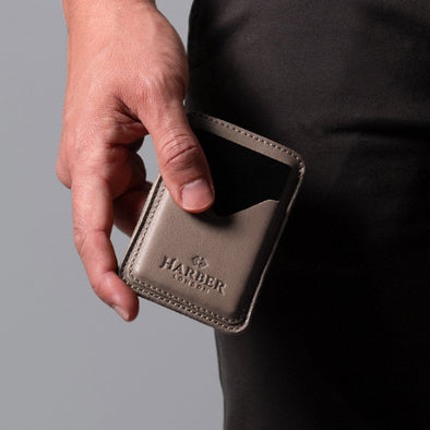 Best Slim Wallets for Men: the perfect blend of style