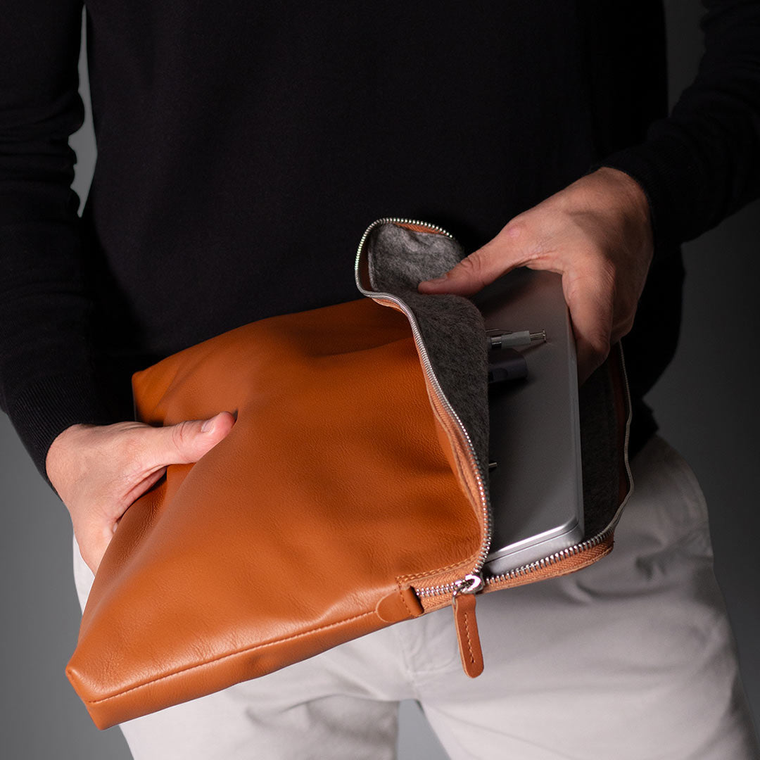 How to Choose a MacBook Sleeve