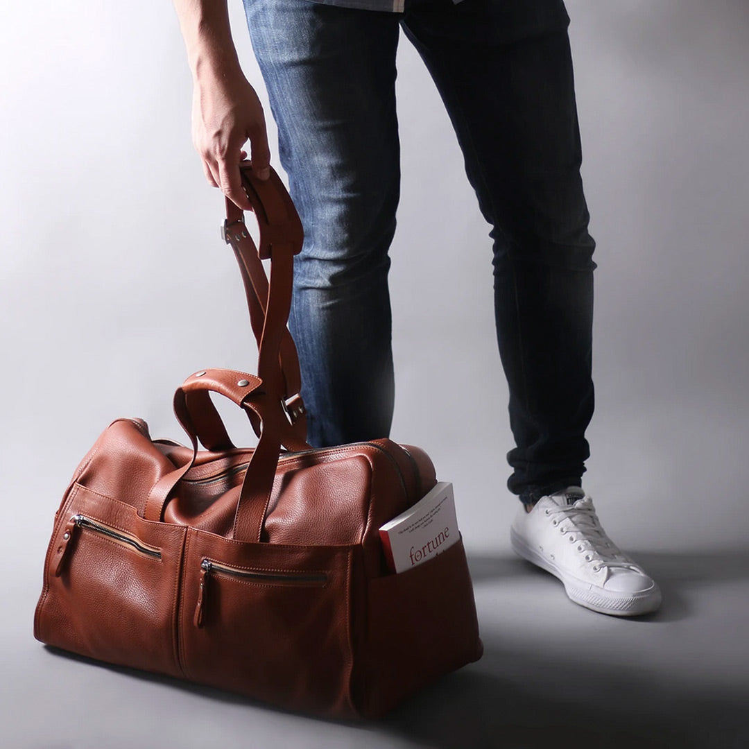 Enjoy the Weekend with the Men’s Weekender Bag