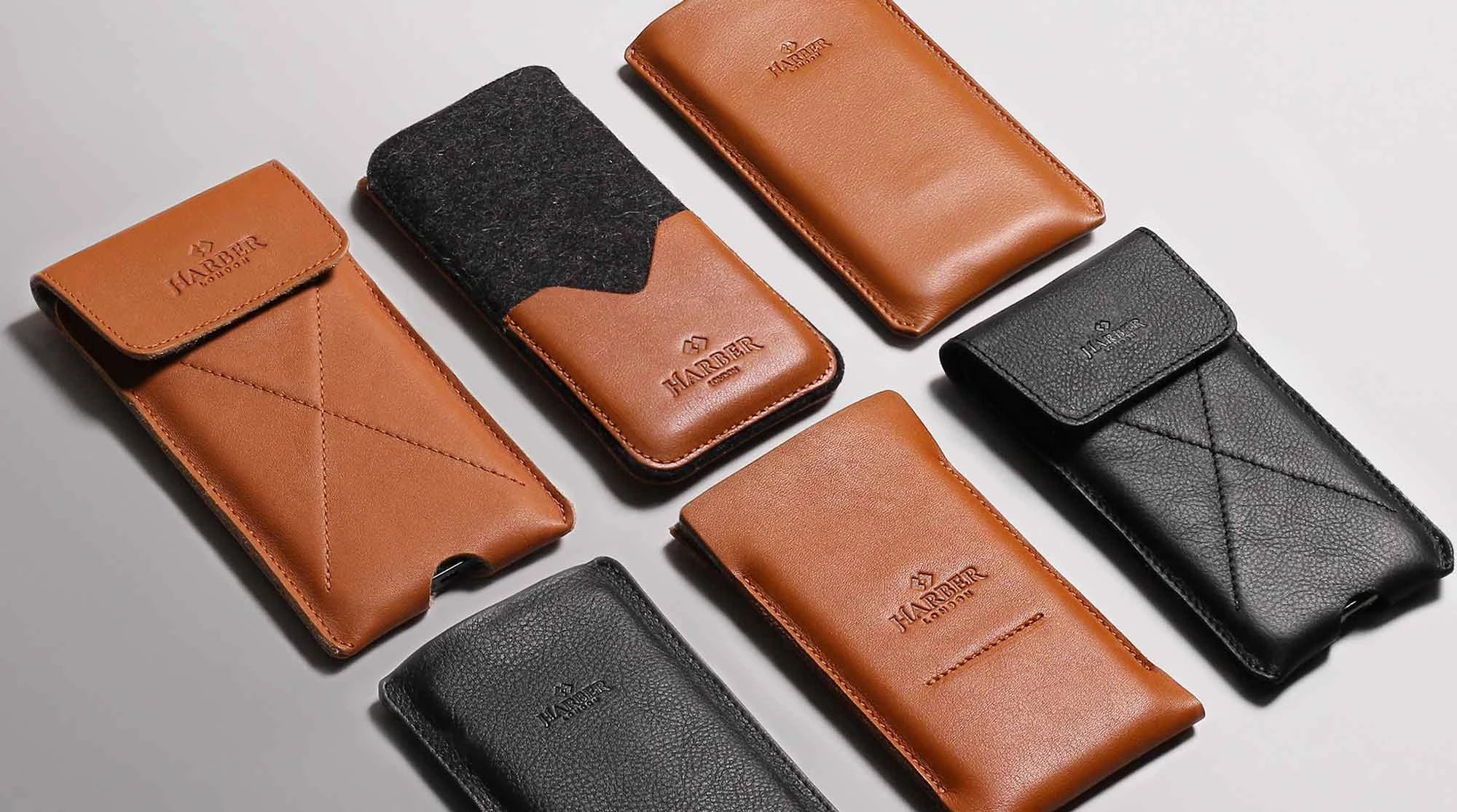 Leather iPhone 15 Sleeves