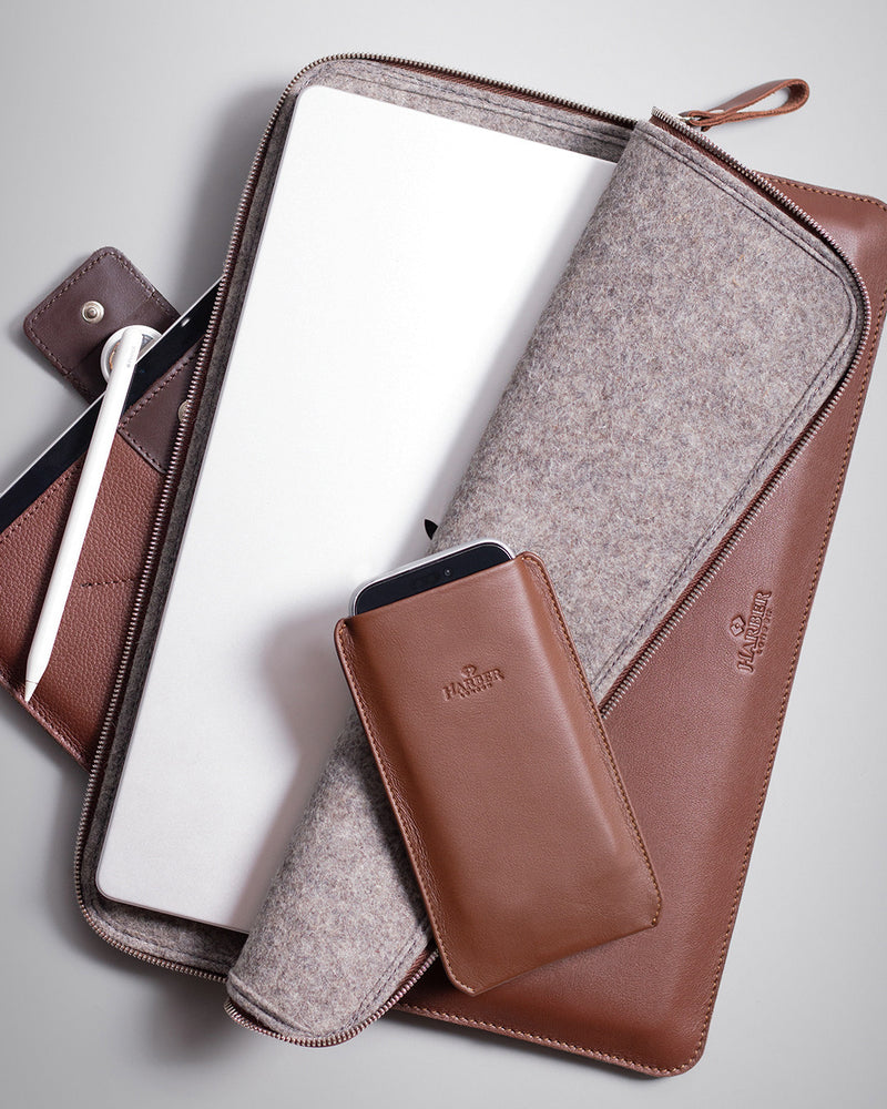 Slim Leather Folio Laptop Case No. 7
