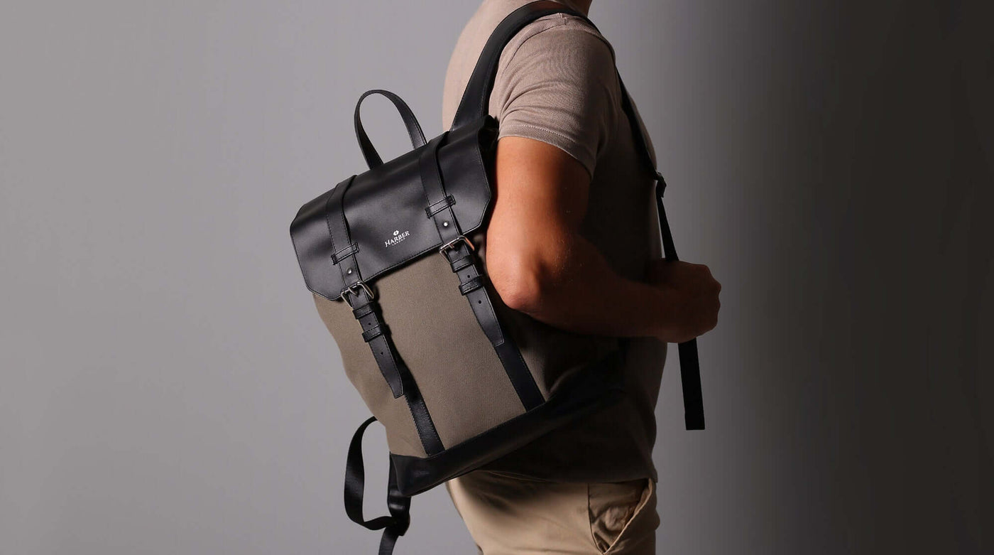 backpack to travel london Classic Rucksack