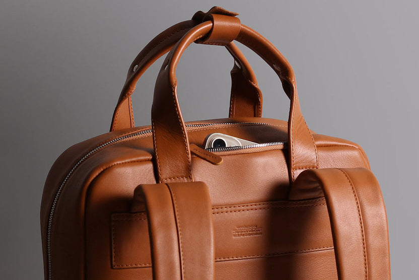 Harber London | Handcrafted leather goods: Wallets, Sleeves & Bags