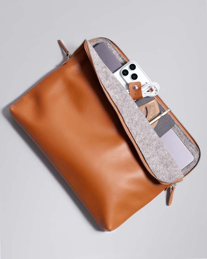 Carry-All MacBook Folio