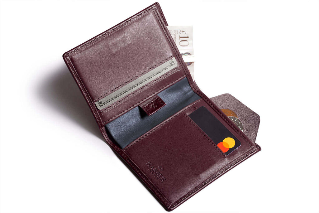 Leather Bifold Wallet with RFID Protection Burgundy