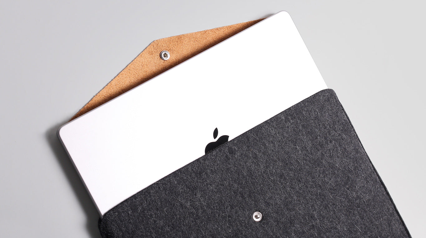 MacBook 14 leather sleeve case
