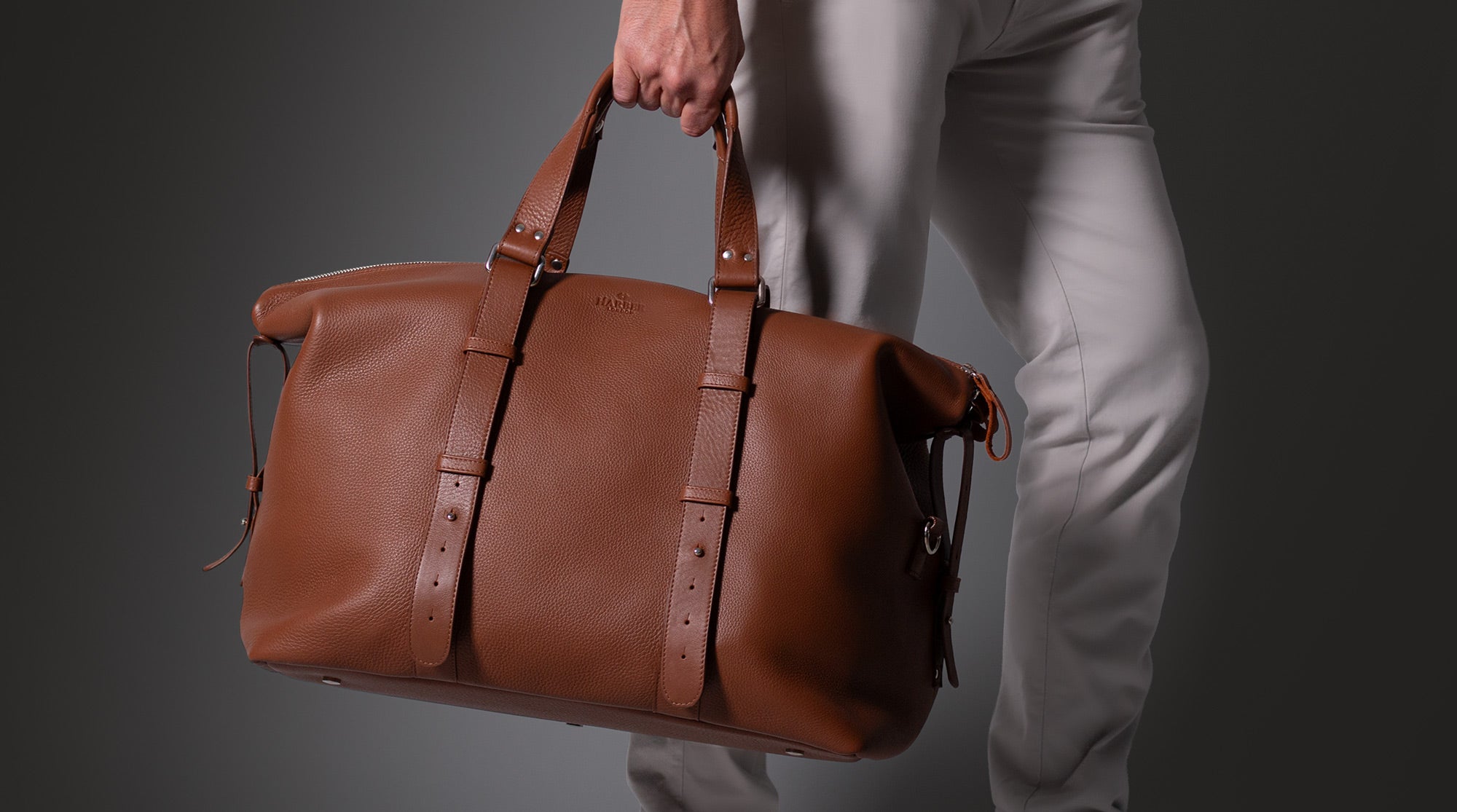 Luxury leather travel bag