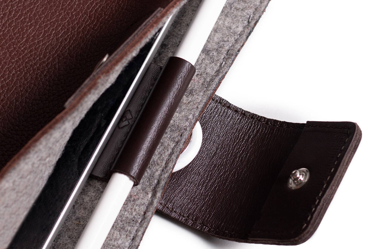 iPad Sleeve – Brown