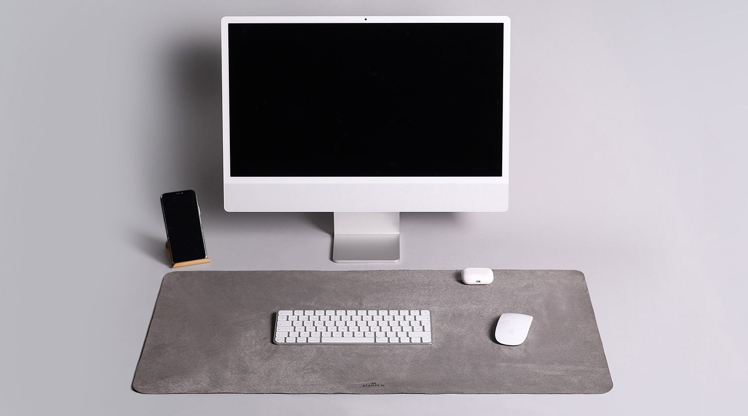 Configuración de escritorio minimalista