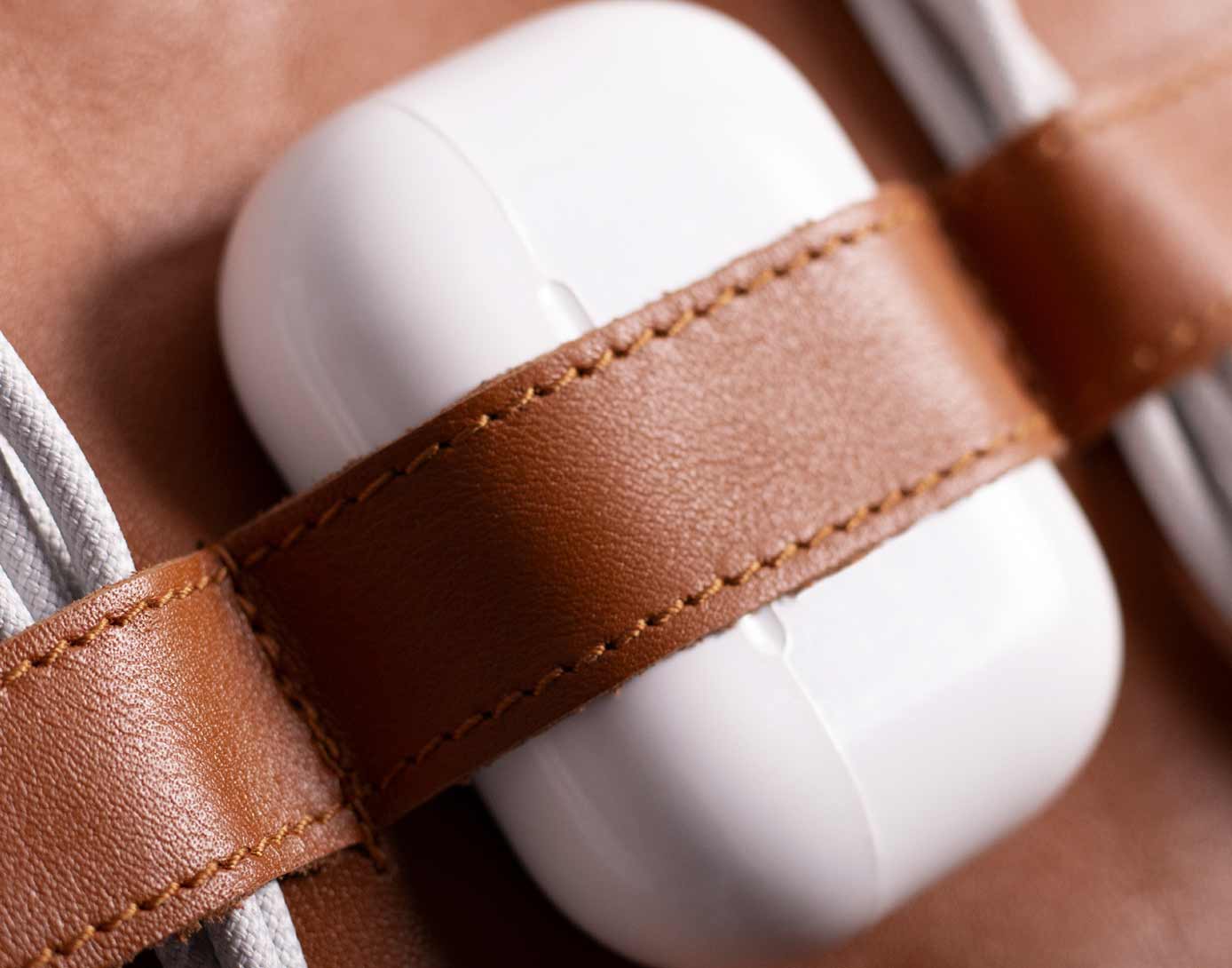 Leather tech organiser