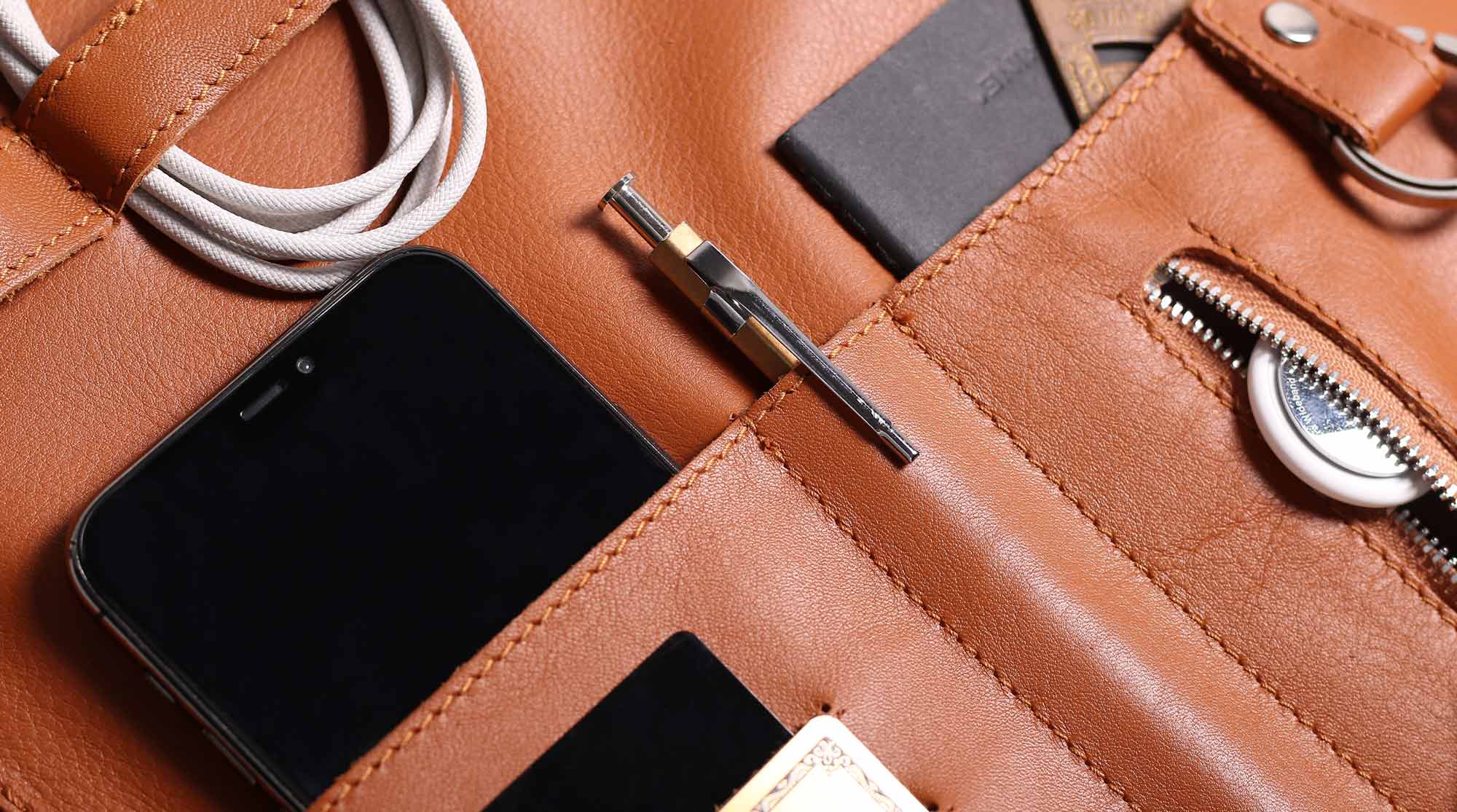 Leather organiser for tech devices