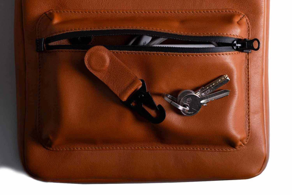 Sac à dos fin pour ordinateur portable Tan