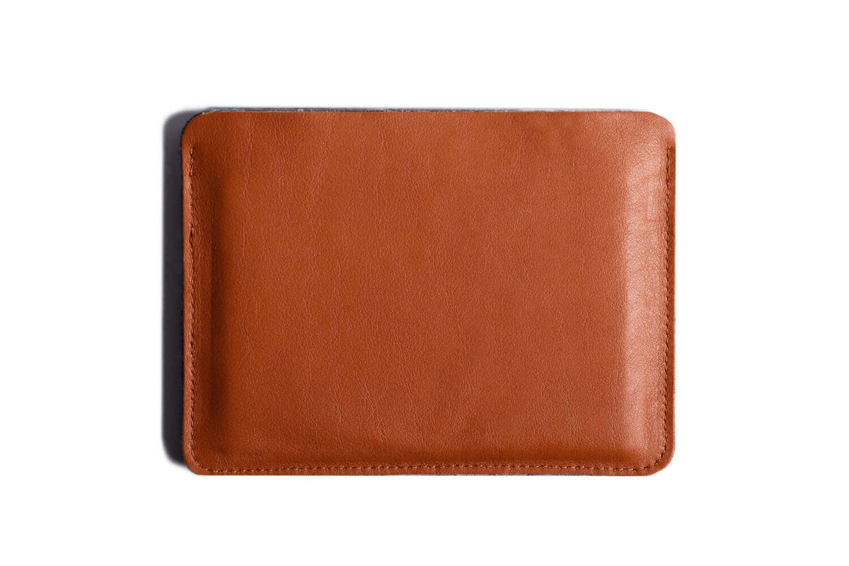  Flat Leather Passport Holder Tan/Light Felt