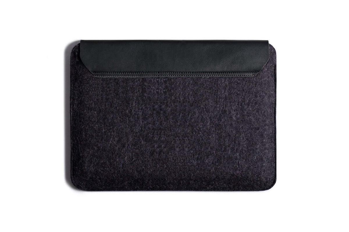 Magnetic Envelope Sleeve For MacBook Black