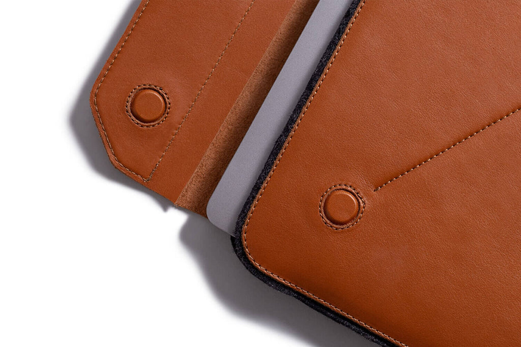 Pochette Enveloppe Magnétique Pour MacBook Tan