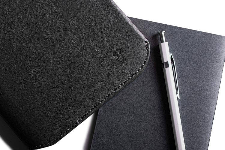 Couverture de carnet en cuir noir