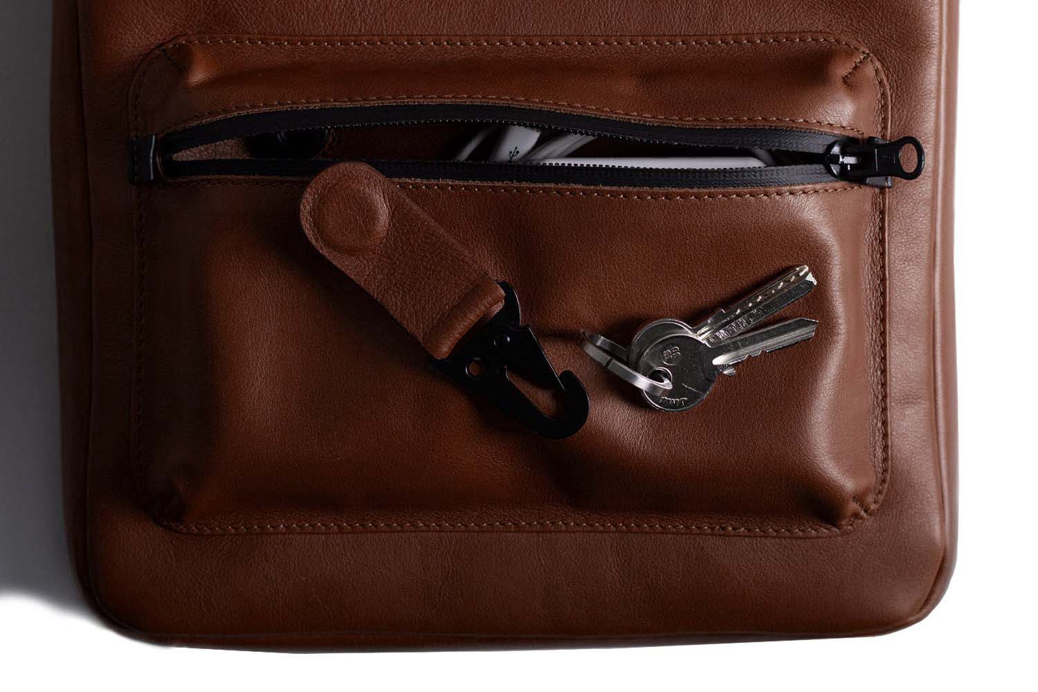 Sac à dos fin pour ordinateur portable marron foncé