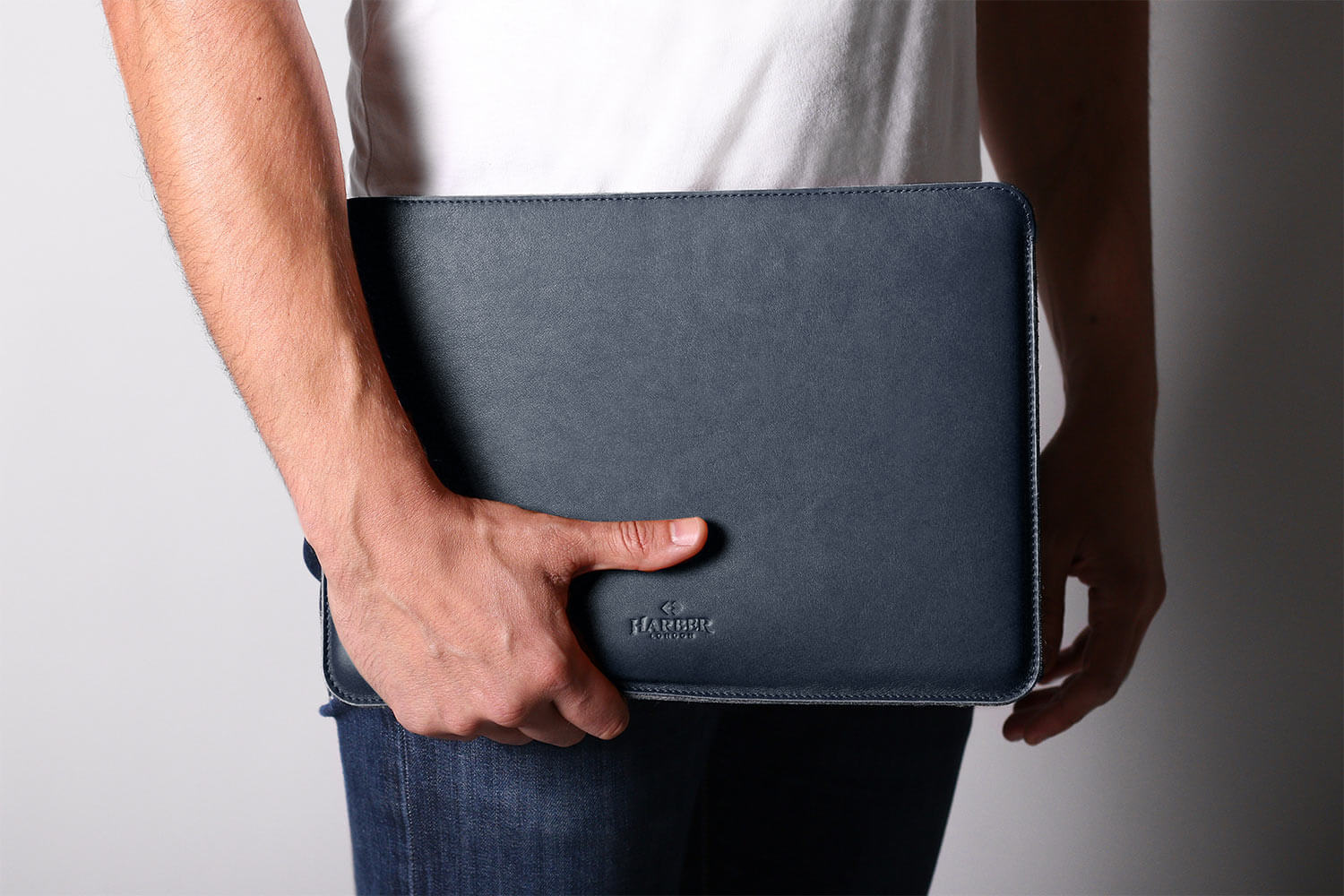 Slim Leather MacBook Sleeve Case | Harber London